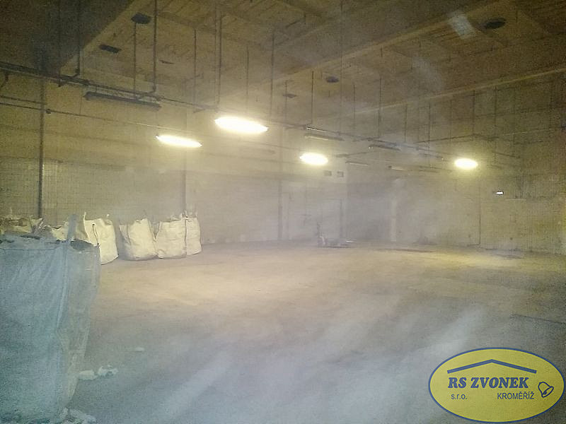 Pronájem skladovacích prostor 1 000 m² – fotografie 3