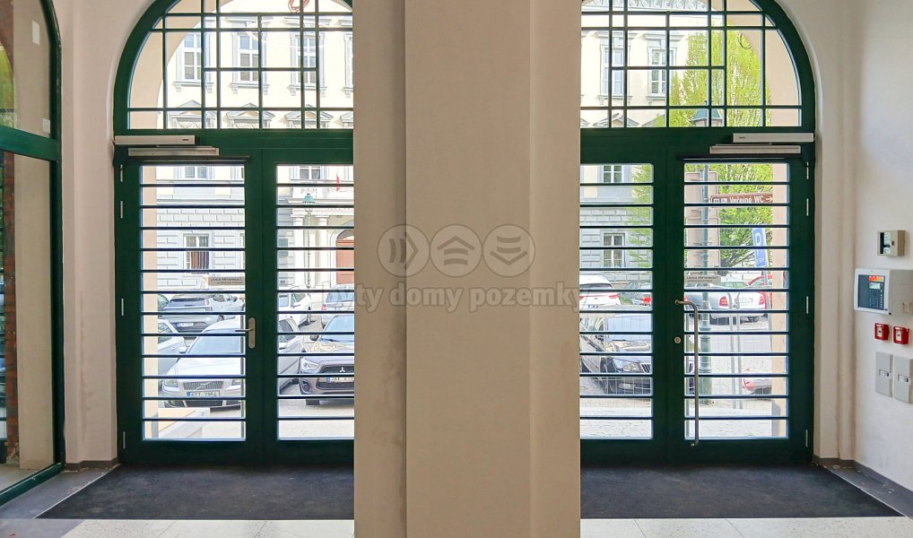 Pronájem obchodních prostor 20 m², Opava – náhled fotky 22