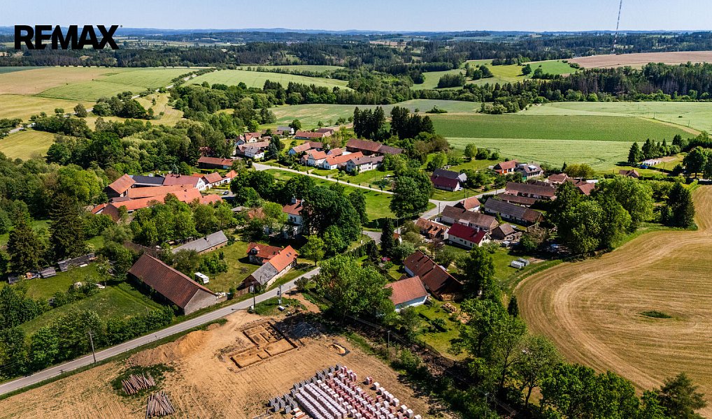 Prodej stavebního pozemku 1 677 m², Chýstovice – náhled fotky 12