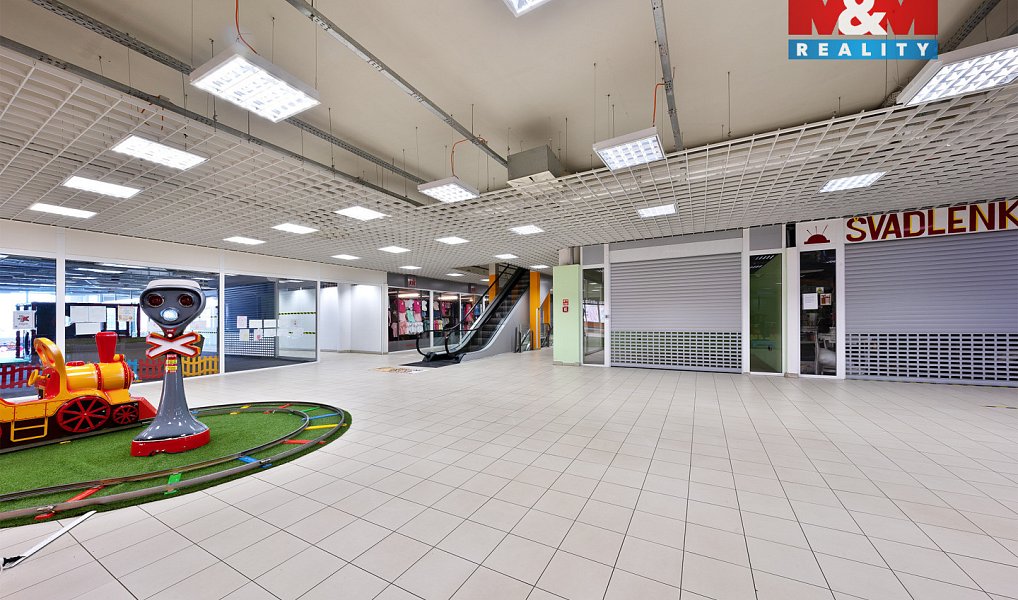Pronájem obchodních prostor 87 m², Děčín – náhled fotky 3