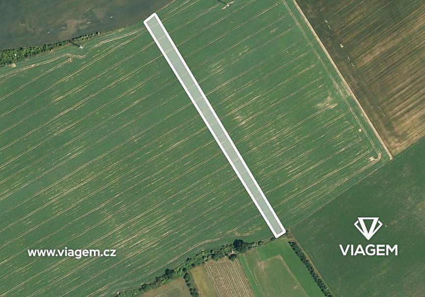 Prodej pole 2 732 m²