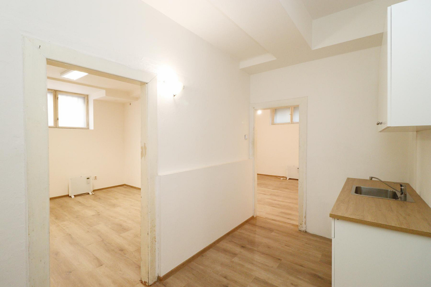 Pronájem bytu 2+1 49 m² – fotografie 3