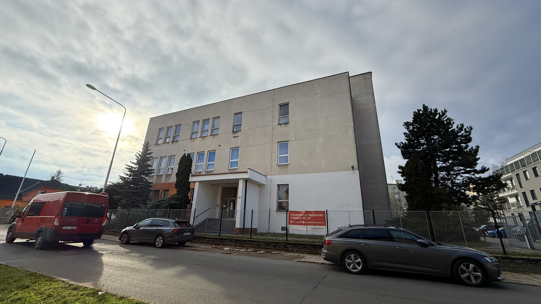 Pronájem kanceláře 20 m² Kladno – pohled 5