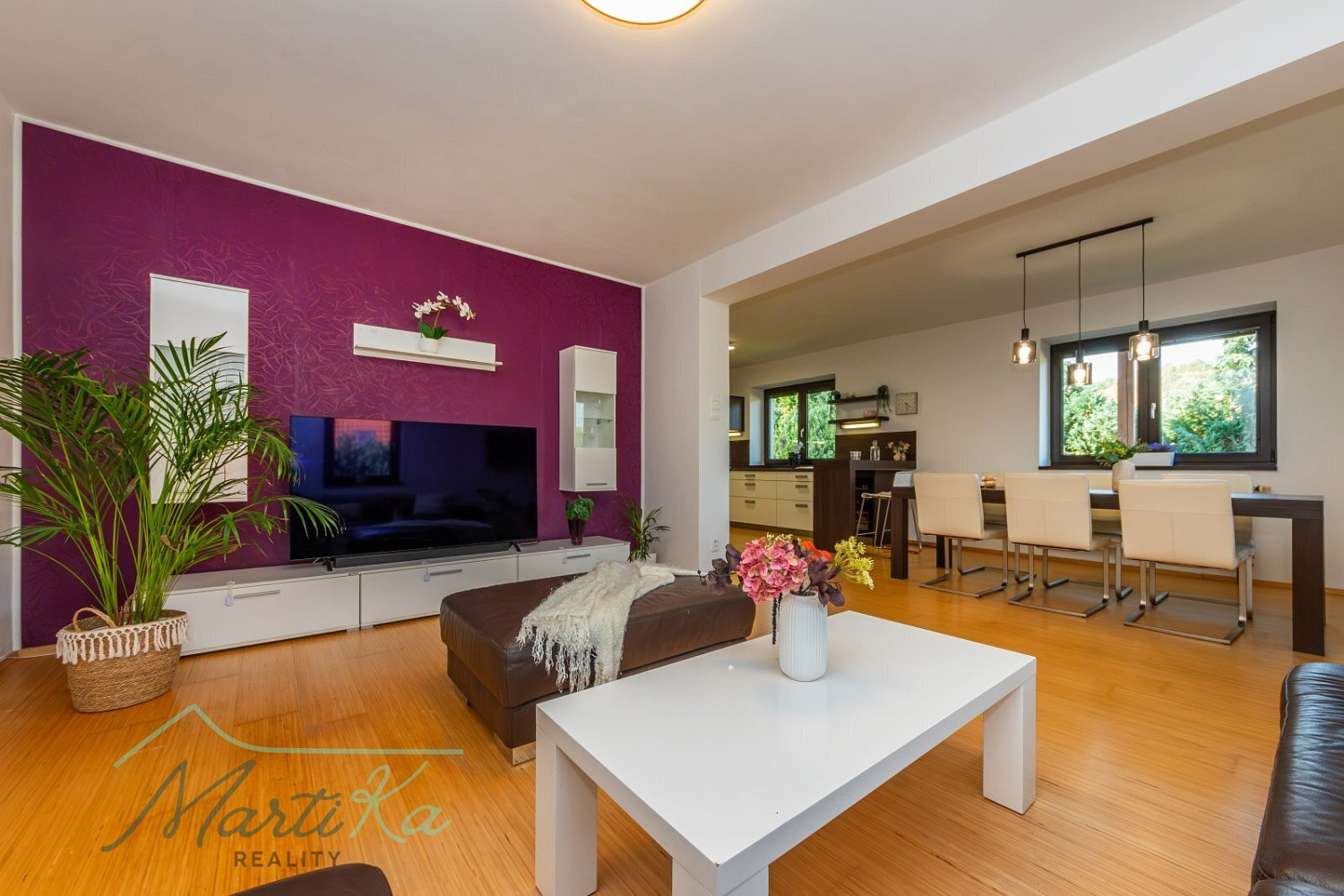 Prodej domu 216 m² s pozemkem 896 m² – fotografie 3