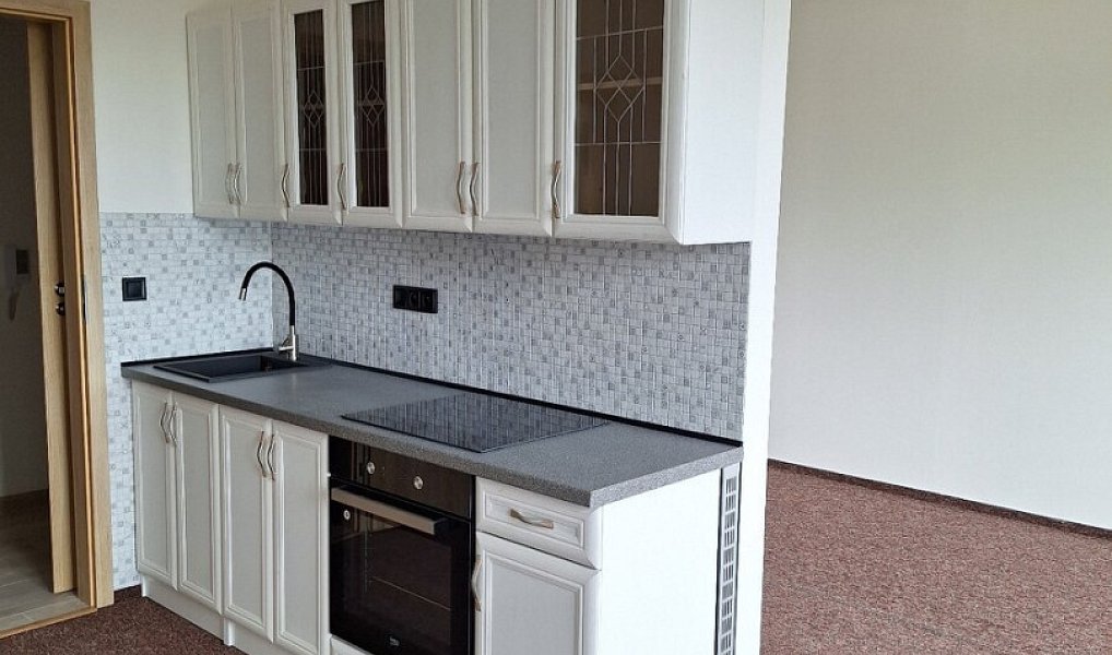 Pronájem bytu 1+kk 37 m², Tanvald – náhled fotky 2