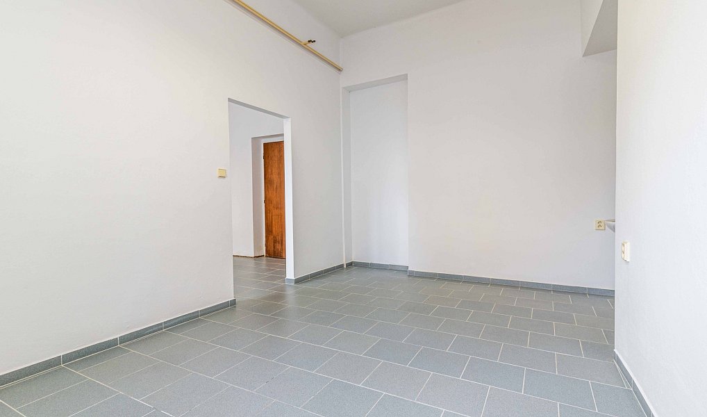 Pronájem kanceláře 30 m², Rakovník – náhled fotky 10