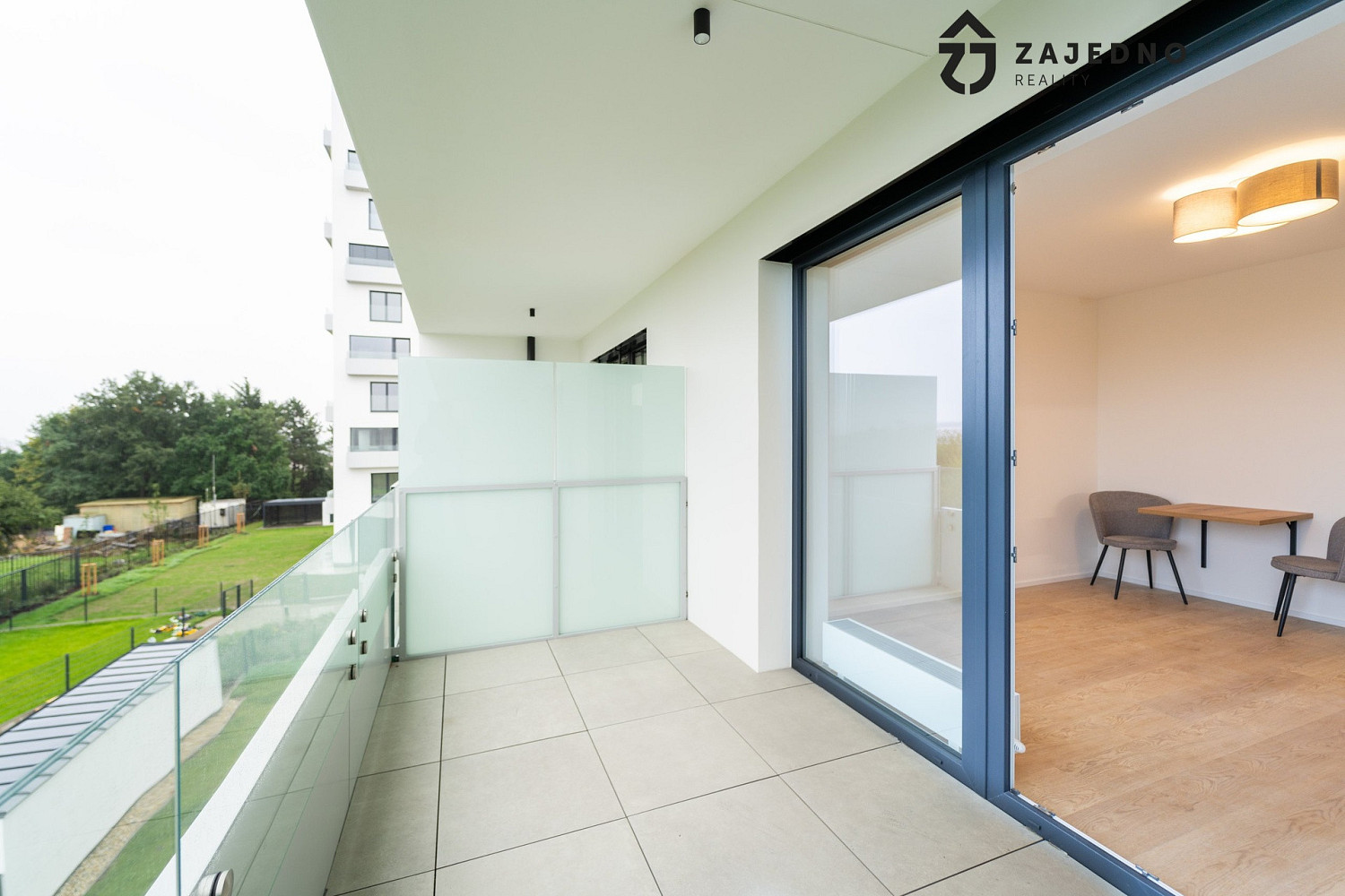 Pronájem bytu 1+kk 35 m² – fotografie 2