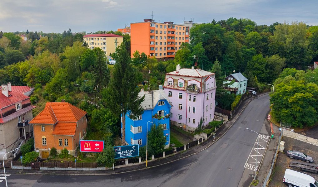 Prodej domu 521 m² s pozemkem 1 115 m², Karlovy Vary – náhled fotky 2
