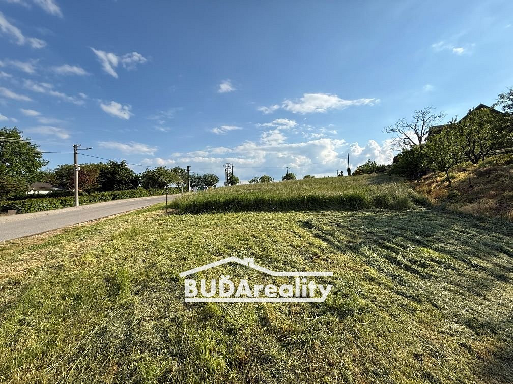 Prodej stavebního pozemku 1 408 m² – fotografie 3