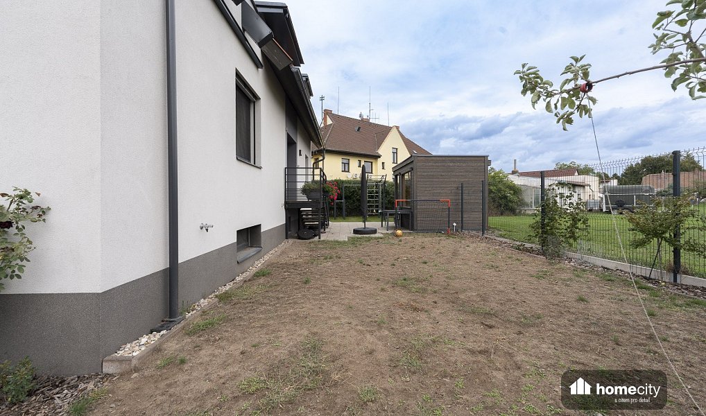 Prodej domu 267 m² s pozemkem 661 m², Pardubice – náhled fotky 33