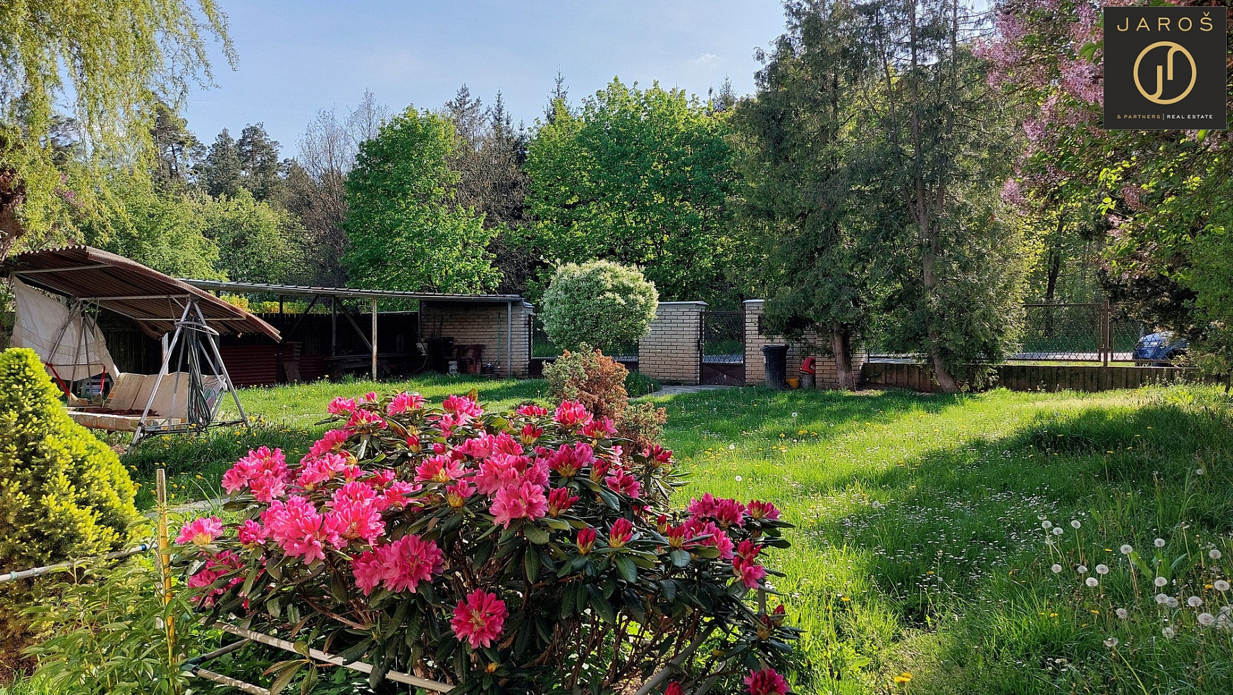 Prodej domu 173 m² s pozemkem 990 m² – fotografie 2