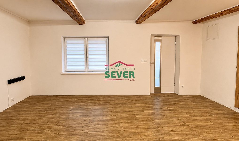 Prodej domu 220 m² s pozemkem 1 576 m², Louny – náhled fotky 17