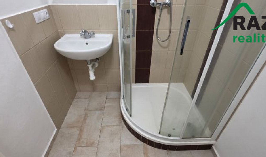 Pronájem bytu 1+kk 34 m², Tachov – náhled fotky 5
