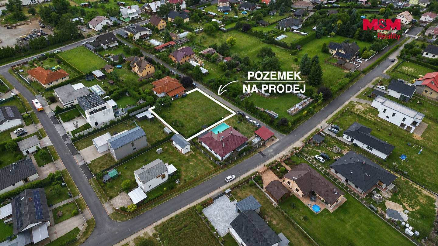 Prodej stavebního pozemku 857 m² – fotografie 2