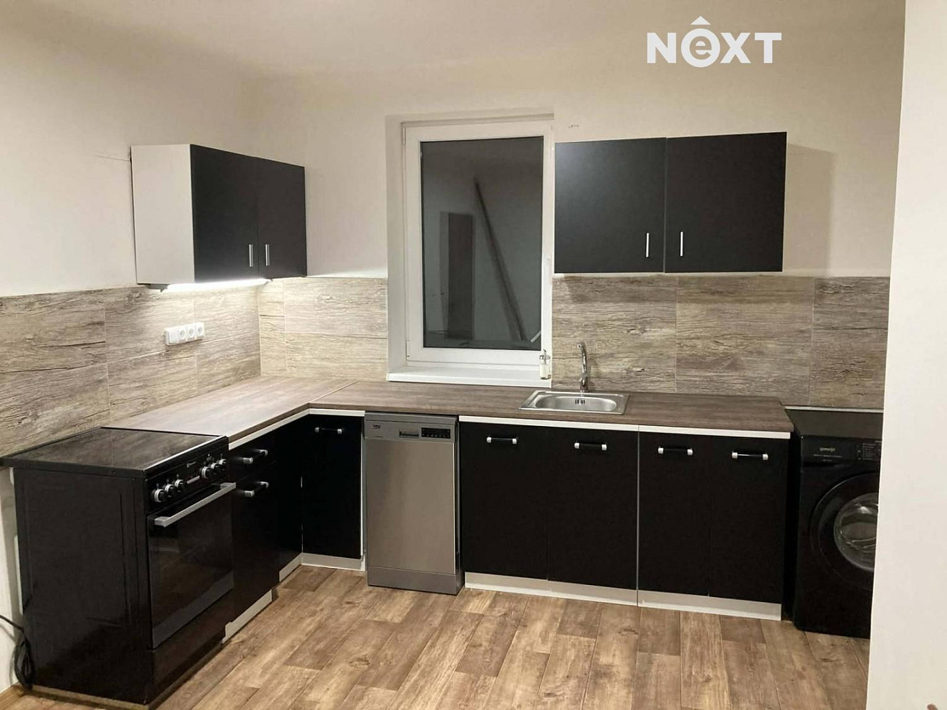 Prodej domu 160 m² s pozemkem 978 m² – fotografie 3