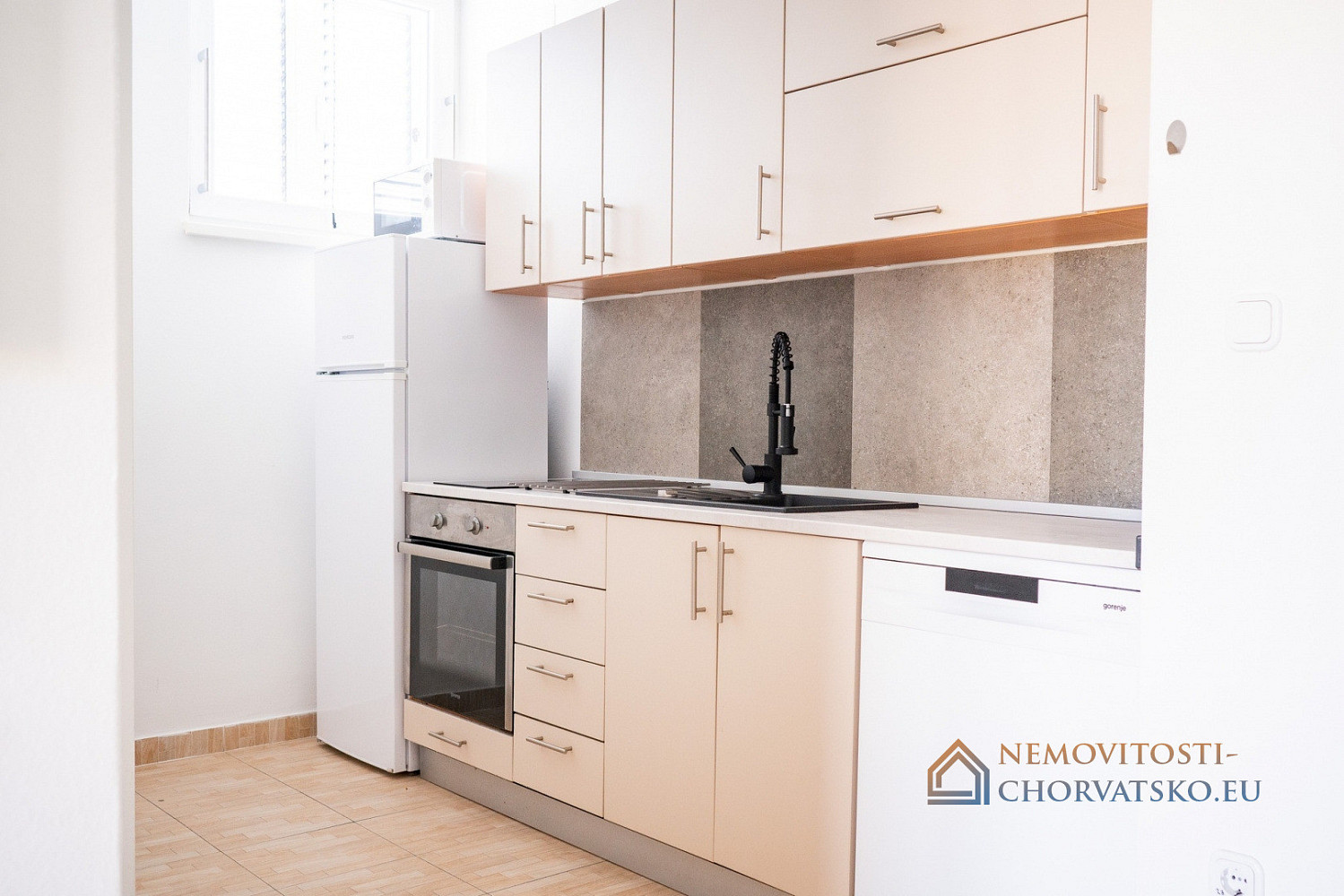 Prodej bytu 3+kk 95 m² – pohled 4