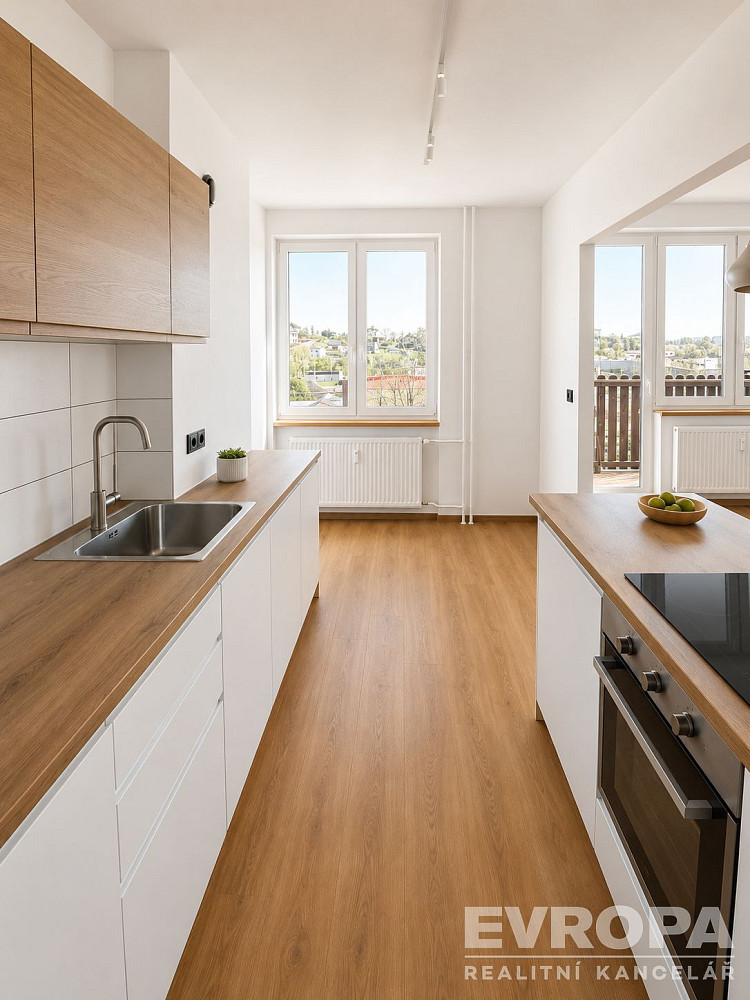 Pronájem bytu 3+kk 63 m² — photo 4