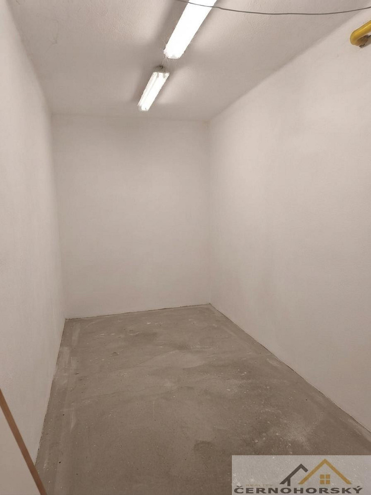 Pronájem skladovacích prostor 15 m²