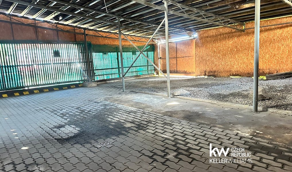 Pronájem obchodních prostor 136 m², Bílina – náhled fotky 5