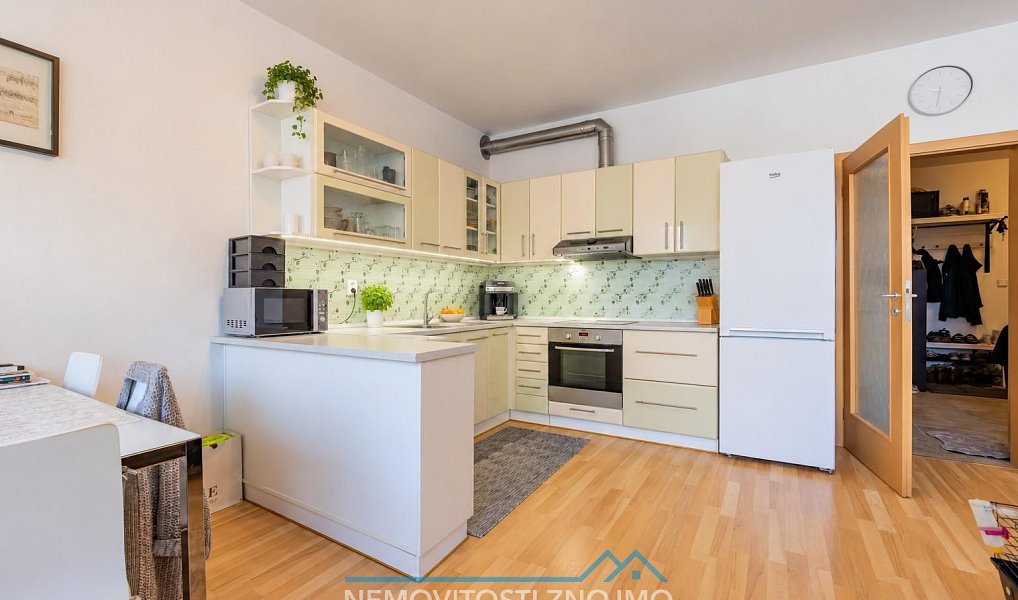 Prodej bytu 4+kk 89 m², Znojmo – náhled fotky 4