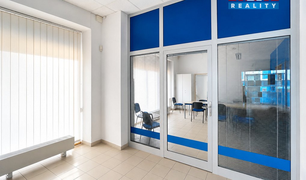 Pronájem obchodních prostor 106 m², Semily – náhled fotky 2