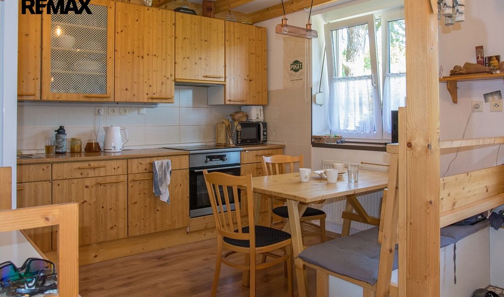 Prodej domu 252 m² s pozemkem 312 m², Jindřichův Hradec – náhled fotky 6