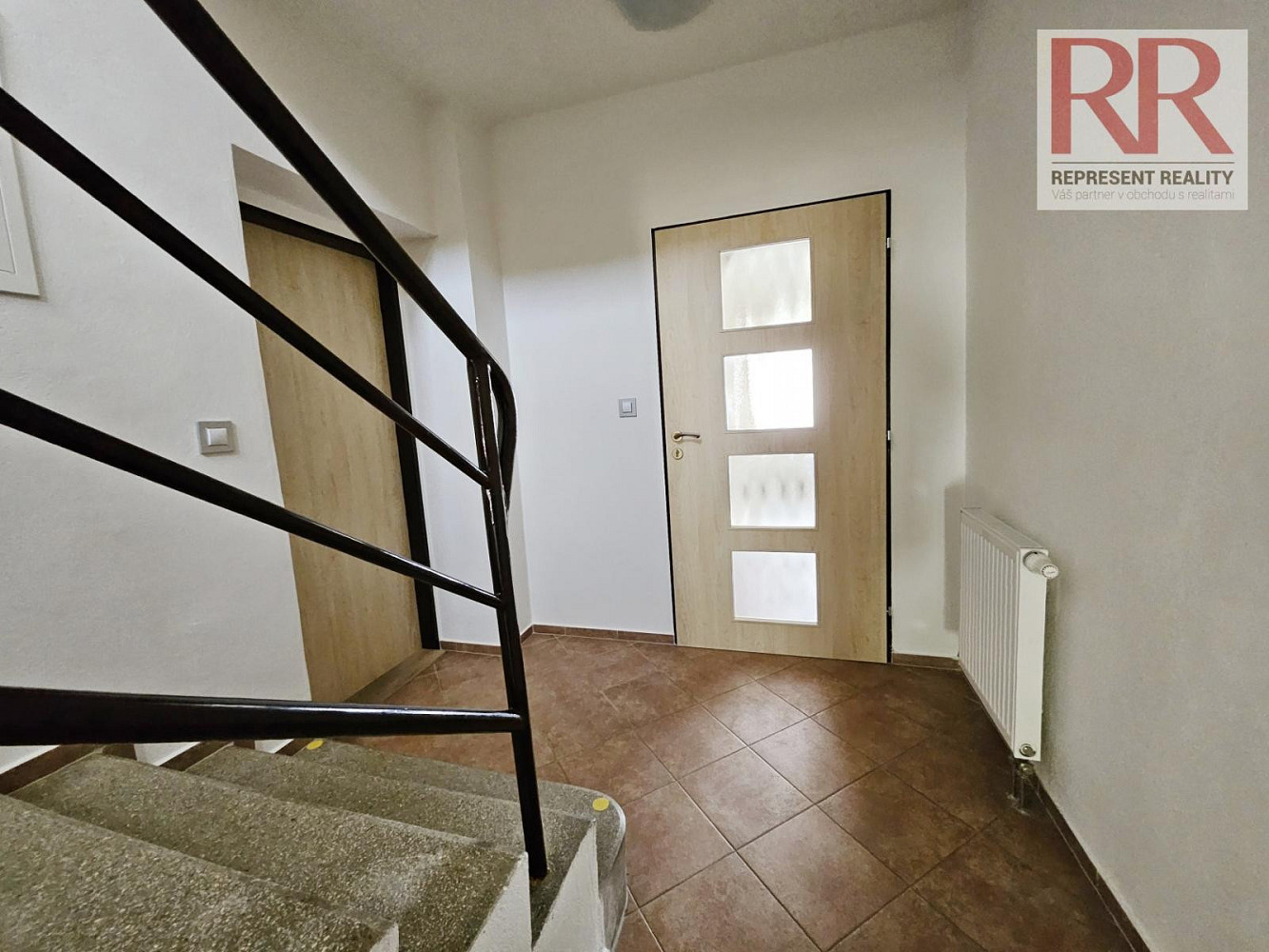 Pronájem domu 160 m² s pozemkem 450 m² — photo 4