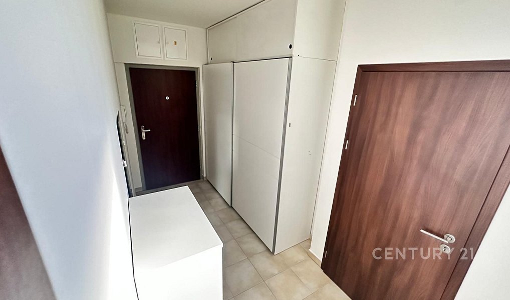 Pronájem bytu 2+kk 44 m², Praha – náhled fotky 10