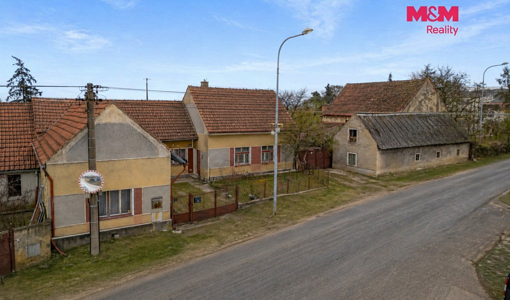 Prodej domu 200 m² s pozemkem 2 034 m², Hříškov – náhled fotky 4