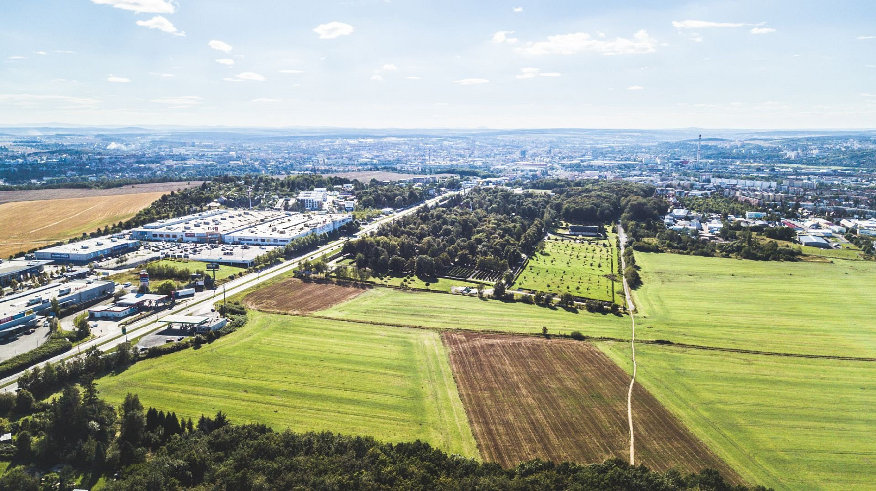 Prodej komerčního pozemku 22 239 m² – fotografie 4