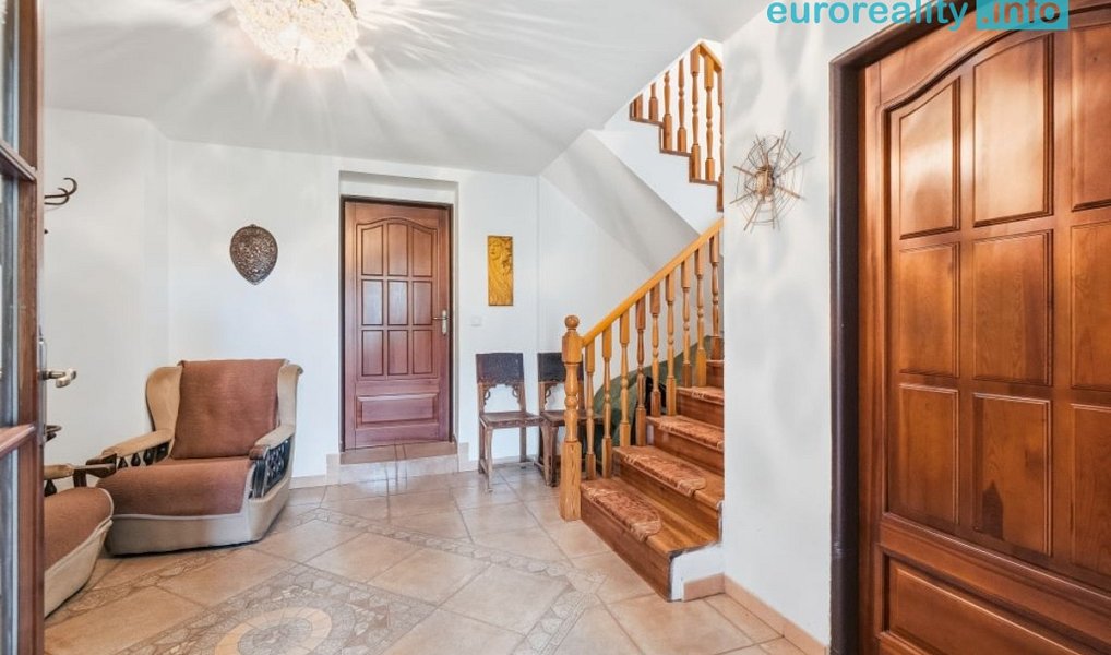 Prodej domu 190 m² s pozemkem 636 m², Sosnová – náhled fotky 3