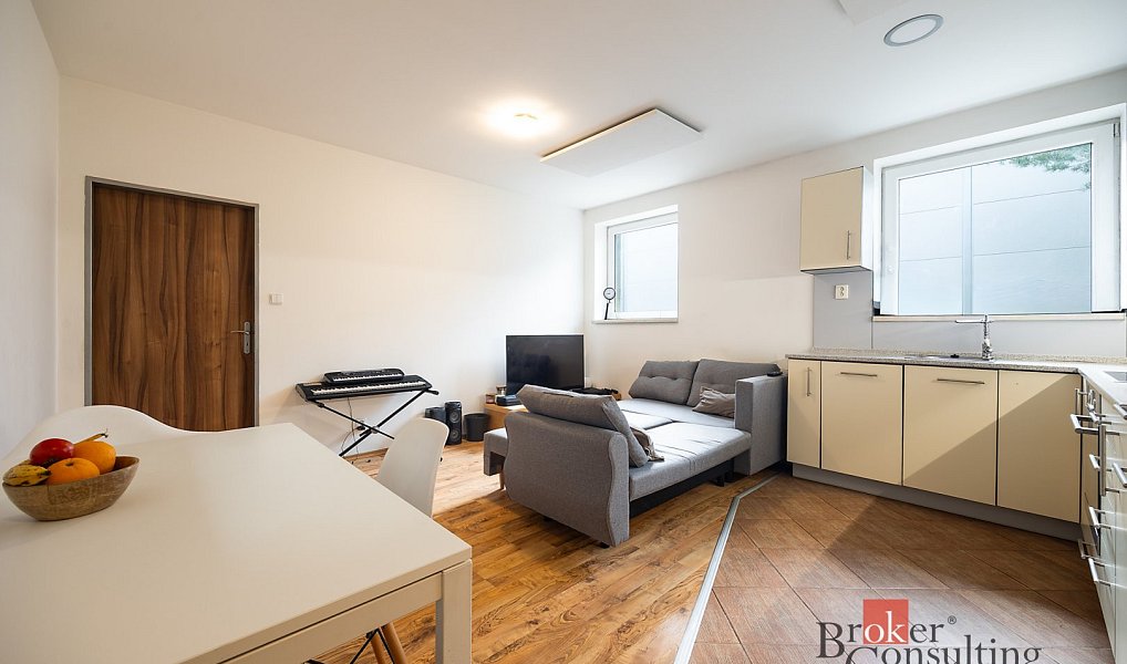 Pronájem bytu 2+kk 67 m², Světice – náhled fotky 6