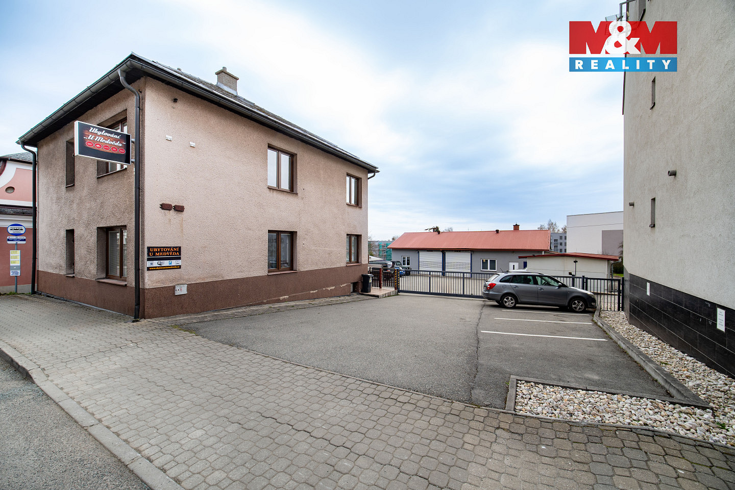 Prodej nájemního domu, činžáku 1 152 m² – fotografie 5