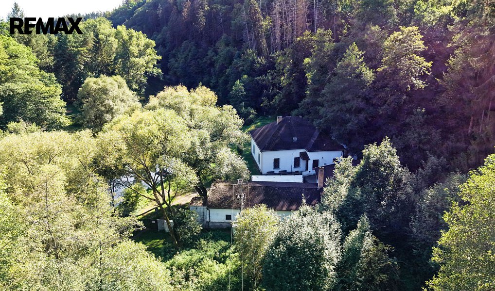Prodej ubytovacího objektu 210 m², Stádlec – náhled fotky 10