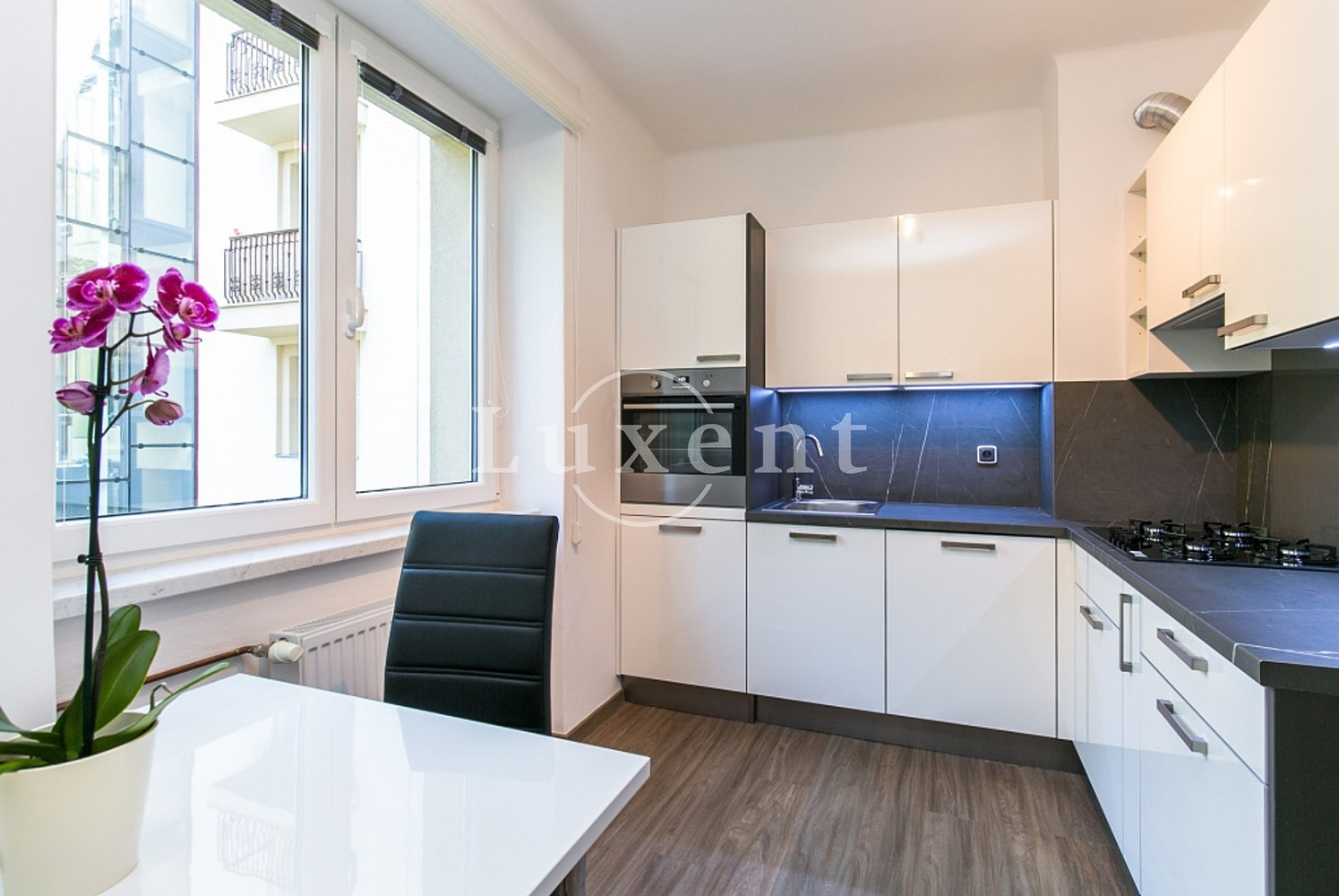 Pronájem bytu 2+1 61 m² — photo 3