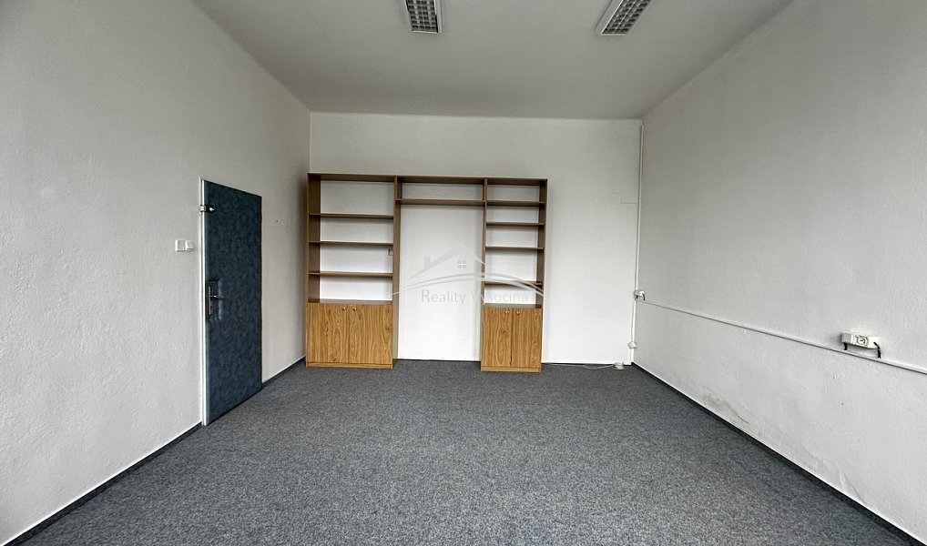 Pronájem kanceláře 26 m², Pelhřimov – náhled fotky 2