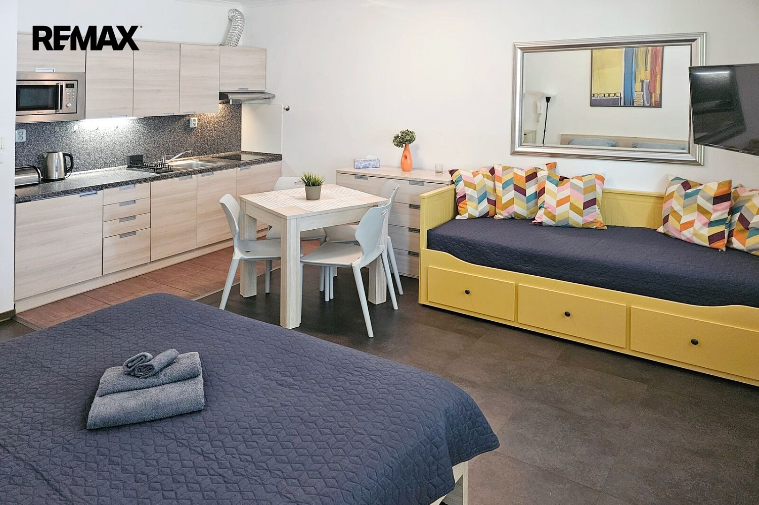 Prodej bytu 1+kk 32 m² – fotografie 3