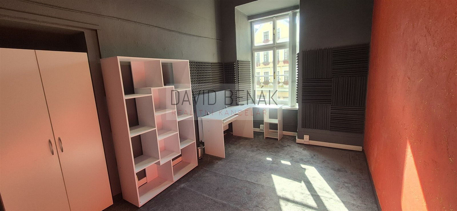 Pronájem kanceláře 14 m² – fotografie 2