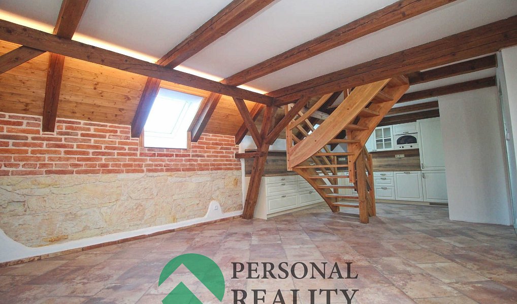 Prodej bytu 4+kk 99 m², Kounov – náhled fotky 5
