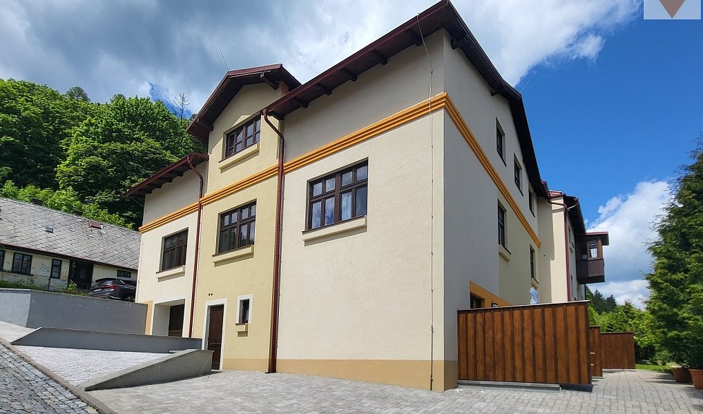 Prodej bytu 4+kk 99 m², Žacléř – náhled fotky 42