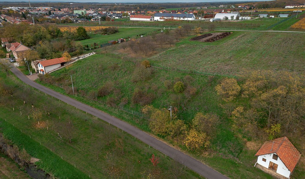 Prodej stavebního pozemku 2 412 m², Novosedly – náhled fotky 20