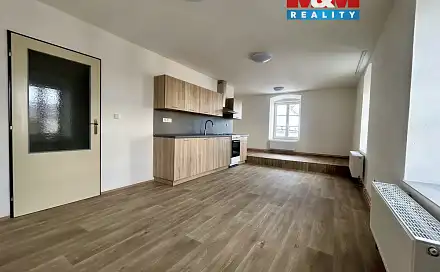 Pronájem bytu 1+1 56 m²