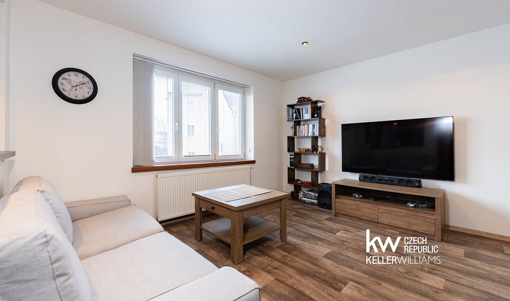 Prodej domu 176 m² s pozemkem 469 m², Dubí – náhled fotky 28