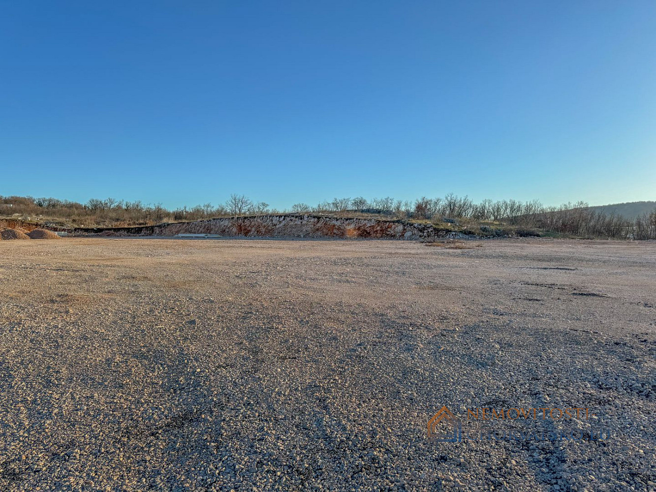 Prodej stavebního pozemku 2 350 m² – pohled 5