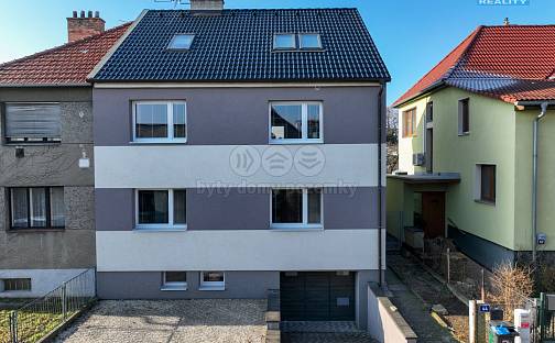 Prodej domu 220 m² s pozemkem 204 m², Myslbekova, Kroměříž