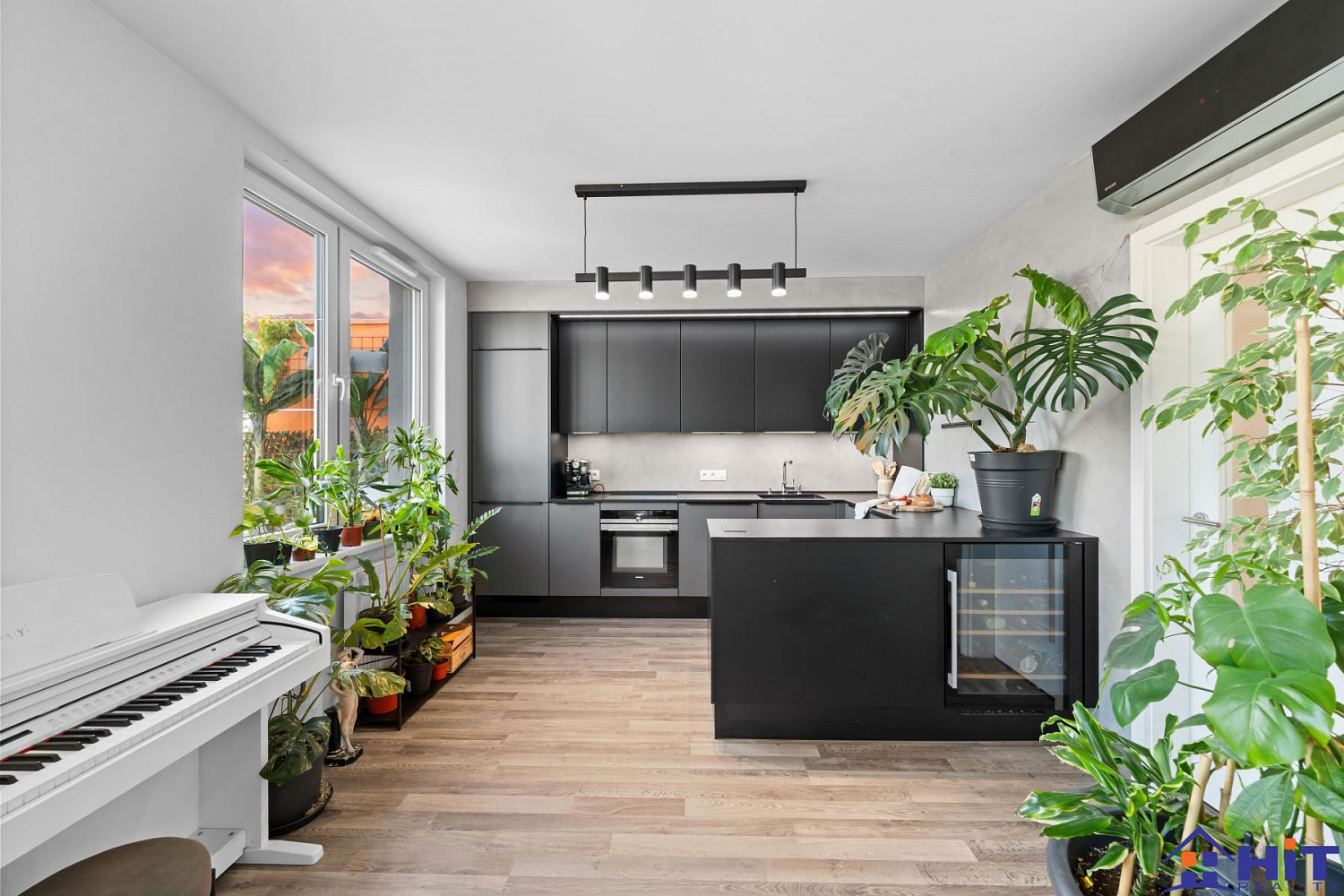 Prodej bytu 3+kk 84 m² — photo 3