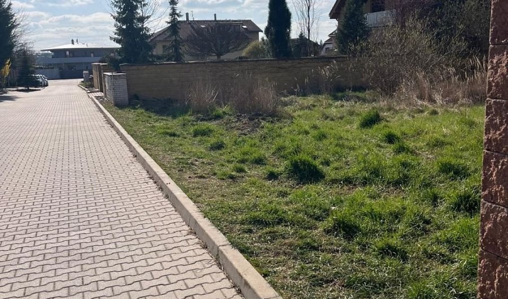 Prodej stavebního pozemku 805 m², Rudná – náhled fotky 4