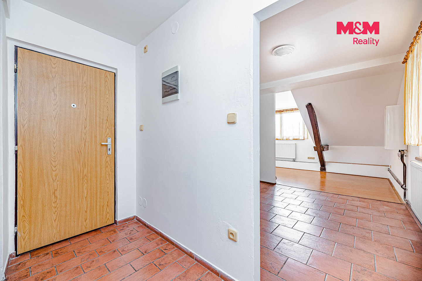 Pronájem bytu 1+kk 38 m² – fotografie 3