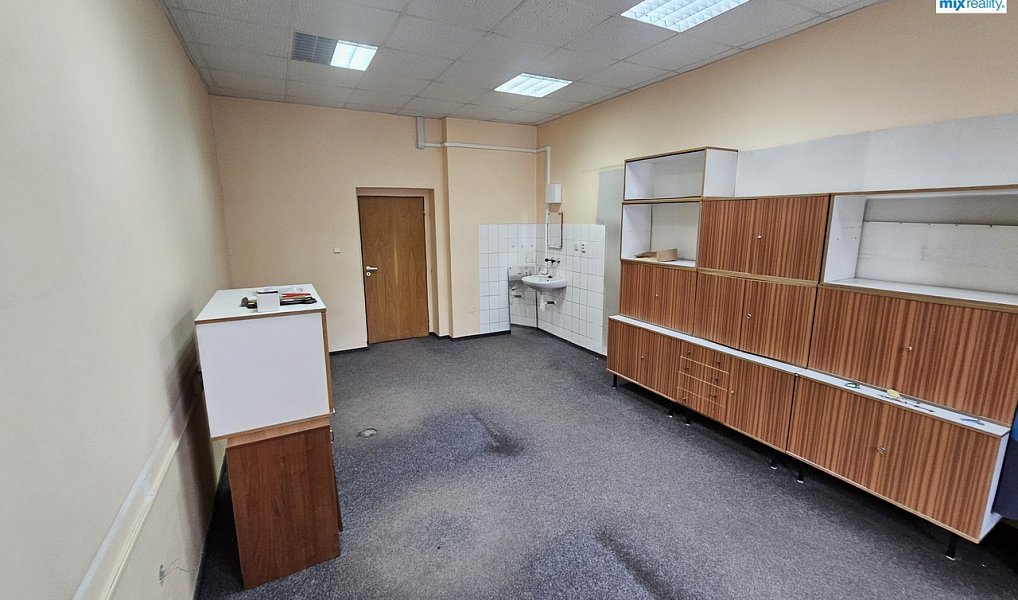 Pronájem kanceláře 58 m², Plzeň – náhled fotky 5