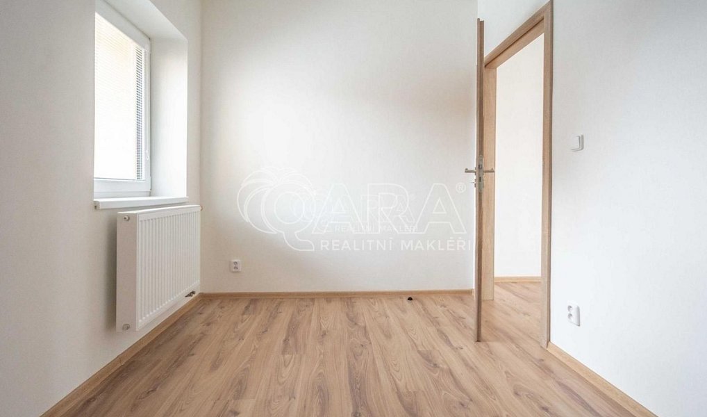 Pronájem bytu 2+1 46 m², Neratovice – náhled fotky 5